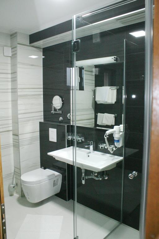 Hotel Elegance 4*