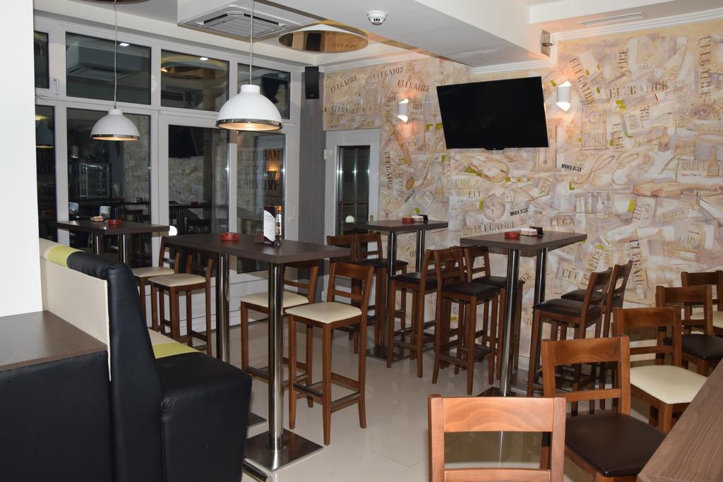 Elegance Hotel 4*